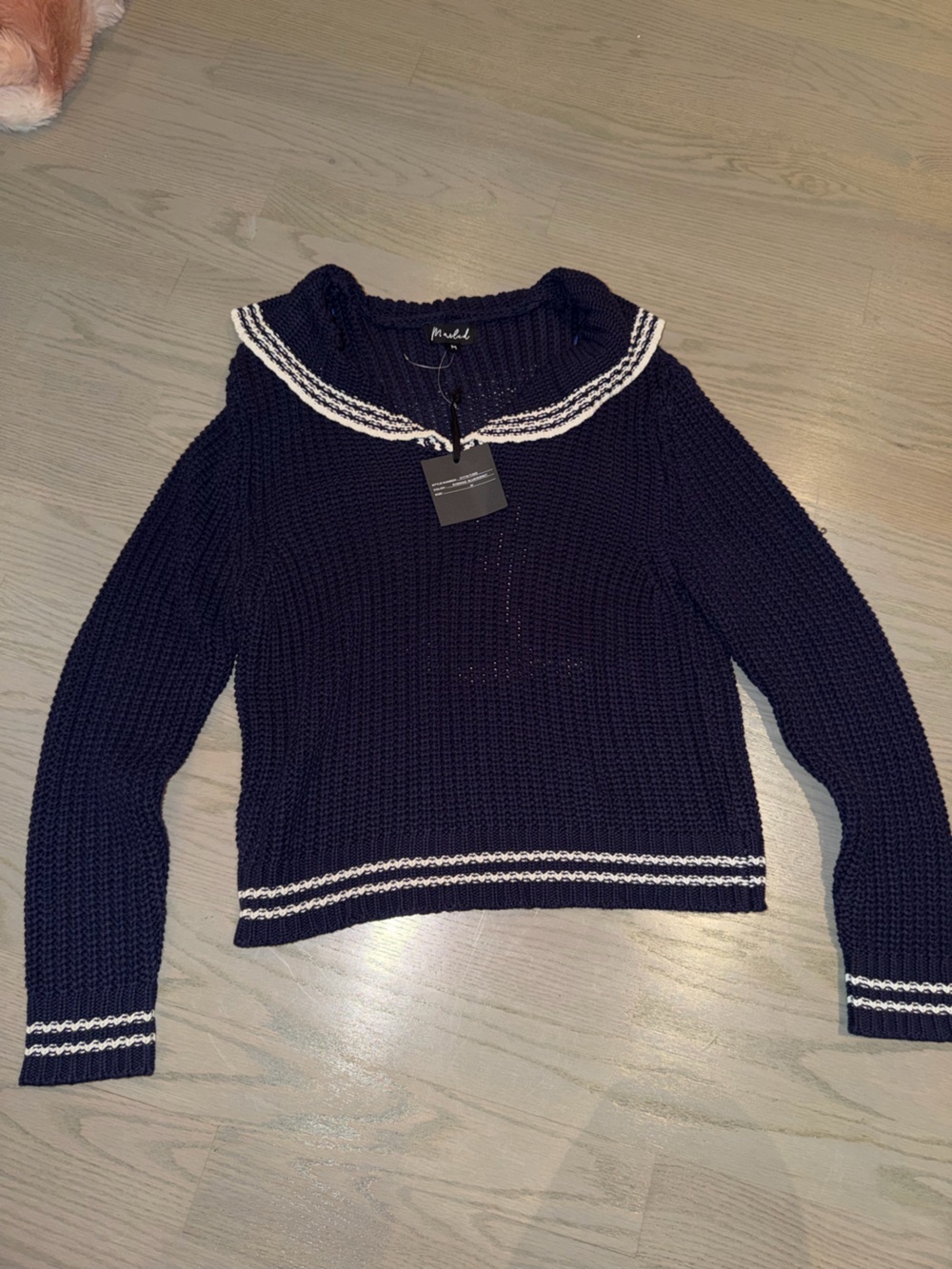 Marled Navy Crewneck Sweater with White Contrast Trim - Sz M